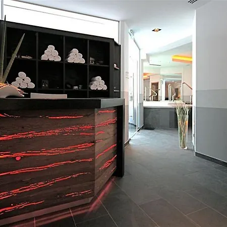 Nixe Boutiquehotel & ホテル 4*